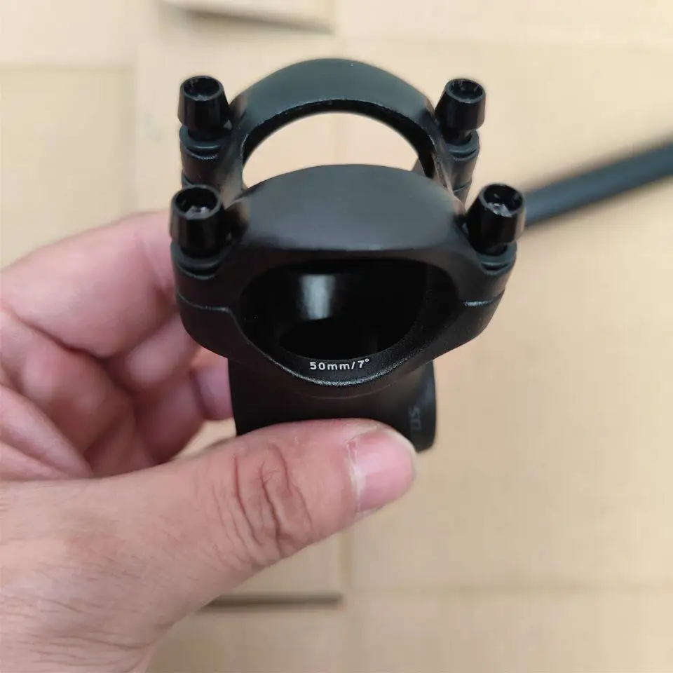 Aluminum Alloy Riser Handlebar and Stem for MTB Road Mountain Bike Bicycle 31 8mm 720mm High Strength Durable Shock Resistant