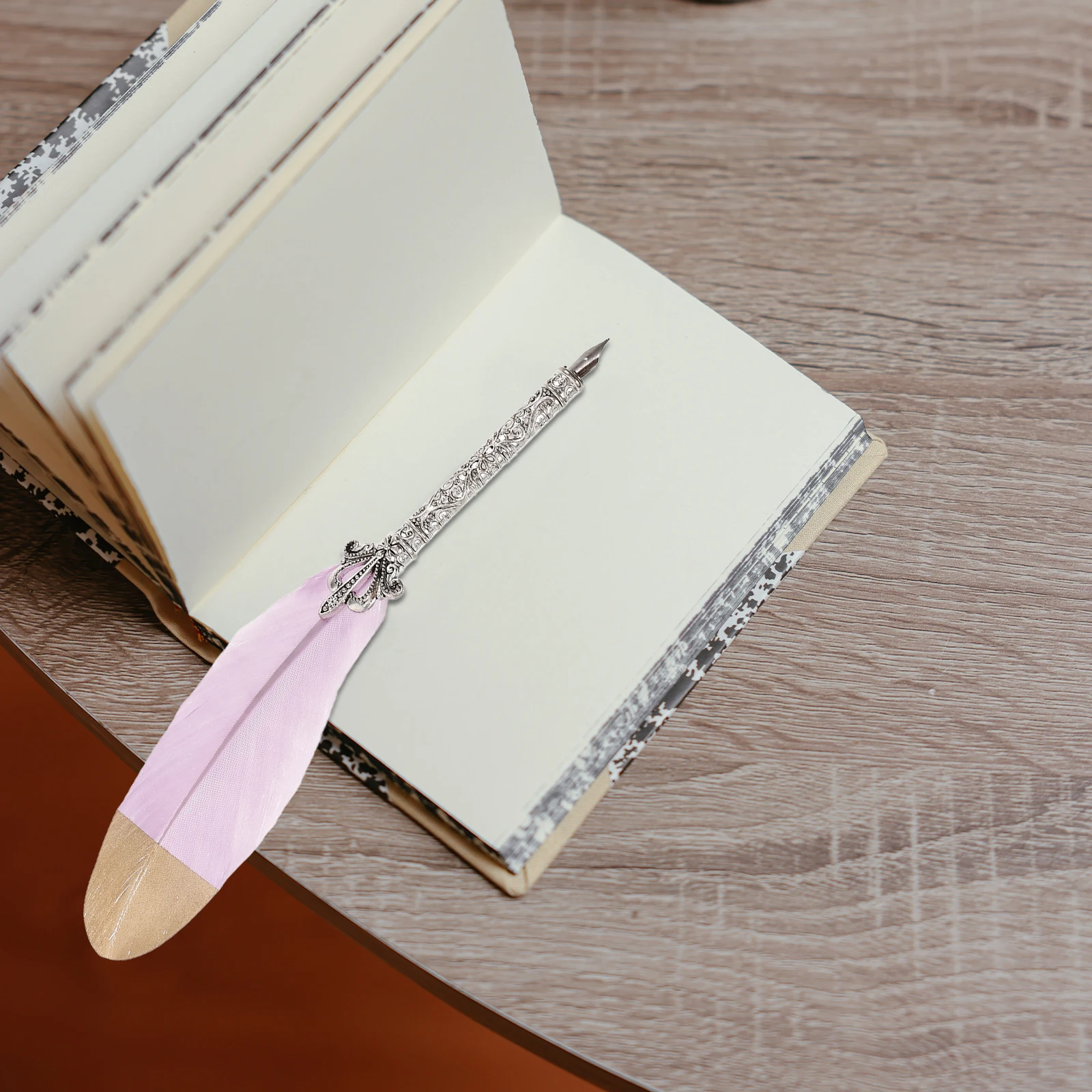 

1Set Exquisite Quill Pen Set High-Grade Material Fine Craftsmanship Long-Lasting Use Writing Pleasure Quill Pen