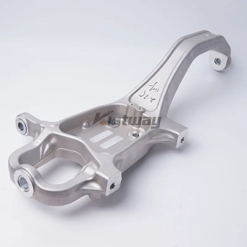 1PCS Front Left Right Spindle Knuckle For Maserati Quattroporte Ghibli 2WD M156 670001805 670001806