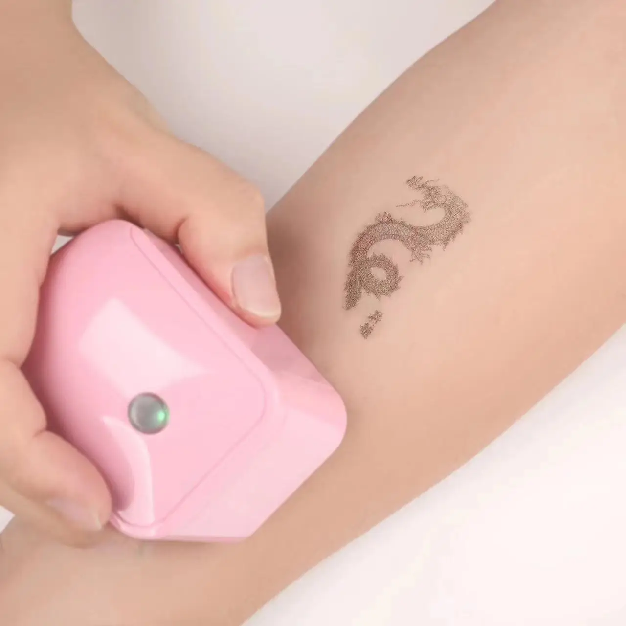 Printhead Tattoo Printer Multi-material printable handheld inkjet printer.