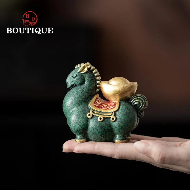 Green Sand Stone Tea Pet Gold Horse Figurine for Tea Ceremony Yuanbao Teapet Figurines Puer Pixiu Japanese Dog Set Ceramics Pets
