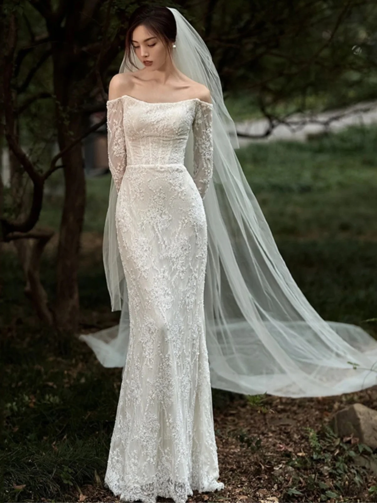 Ele dentelle longue Sve une oule lumière mariage Dr luxe Fi queue robe pour la photographie extérieure saison de printemps