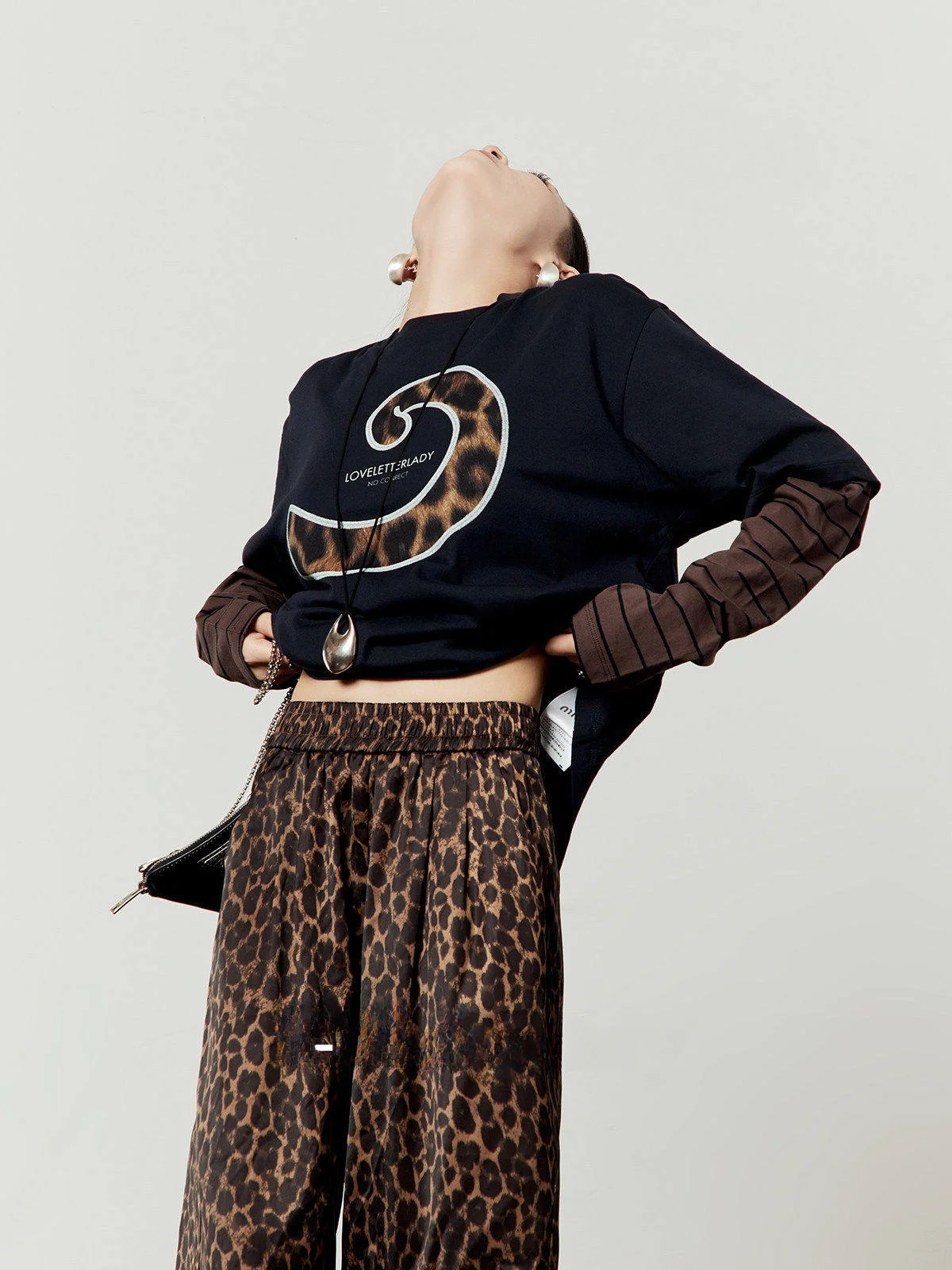 

Loose Long Sve T-irt Women's Cusized Printed Casual Faion plus Size Qing Blue Color Leopard Pattern Women's Top