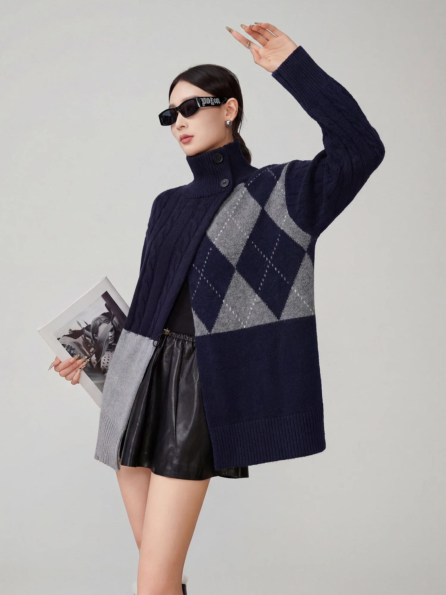 

Trendy Loose Women's Knitted Sweater Coat High Collar Color Blo Splicing Winter Faion Polyester Fiber Long Sve Cardigan