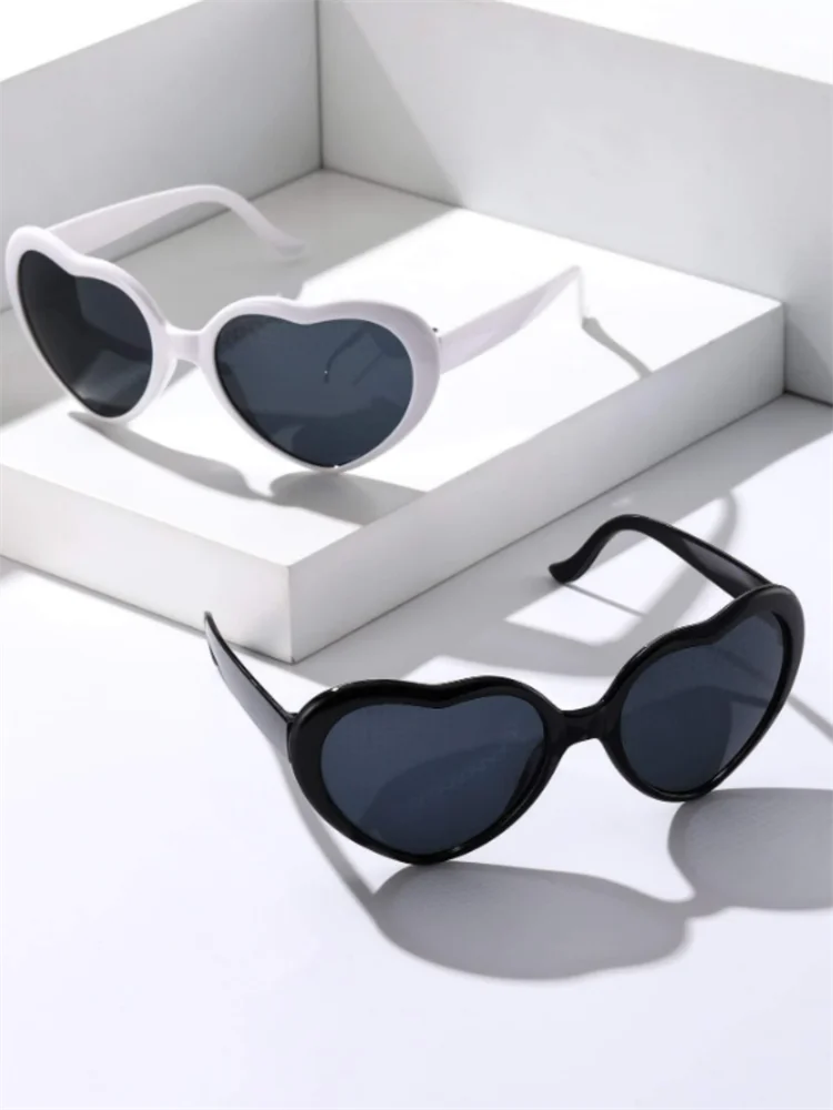 Two-piece Pc Love Glasses Night Lights Change Love Special Effects Glasses Romantic Confession Online Celebrity Fashion Mirror.