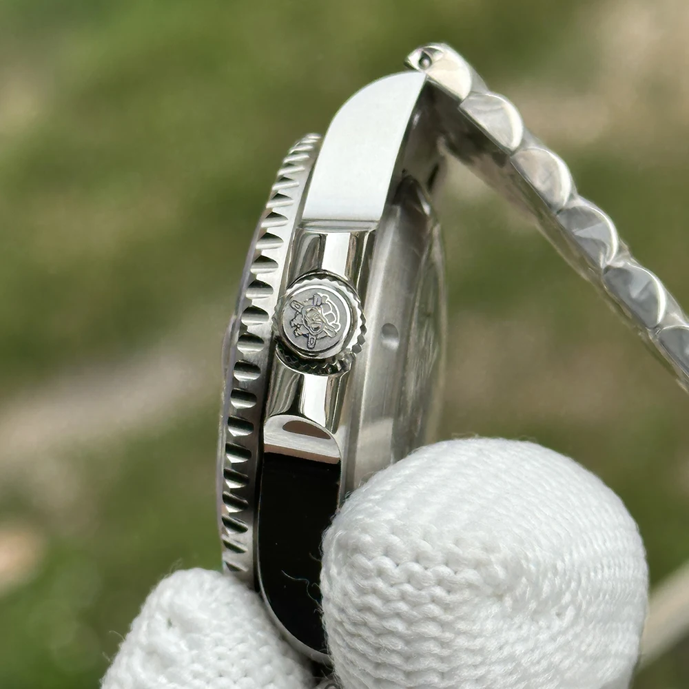 STEELDIVE Men Diver Watch 40.5mm Automatic Mechanical Wristwatch 30Bar Waterproof BGW-9 Luminous Sapphire NH35 Ceramic Bezel