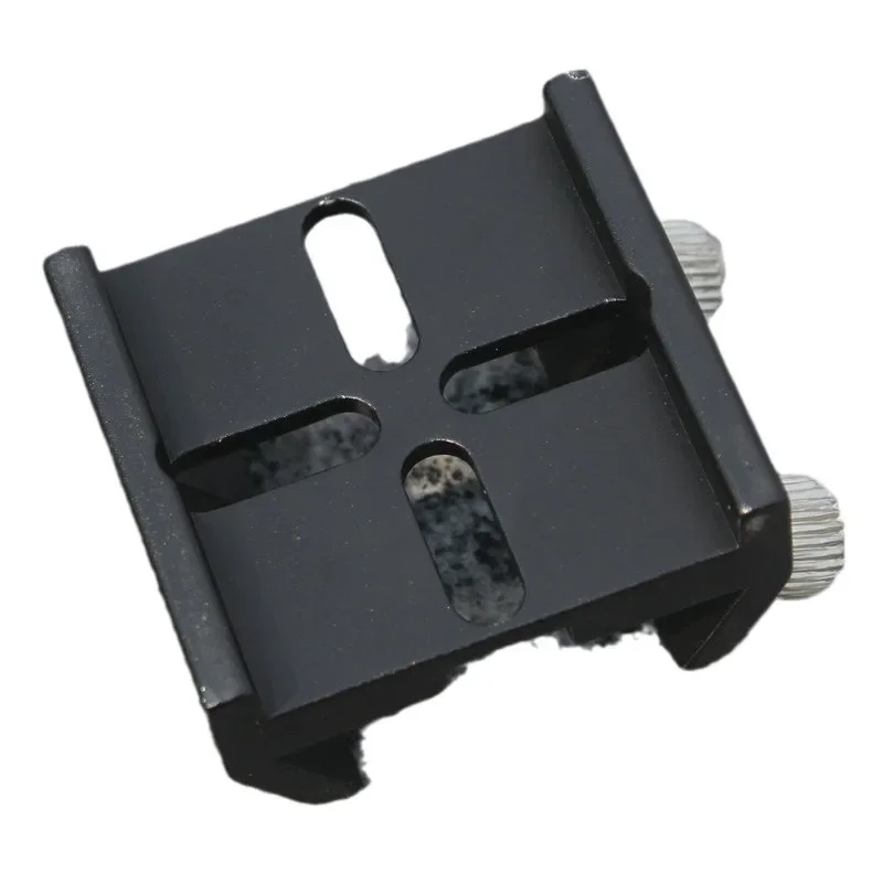 

High precision dovetail slot Convenient finder slot Stable guide slot Universal finder scope base