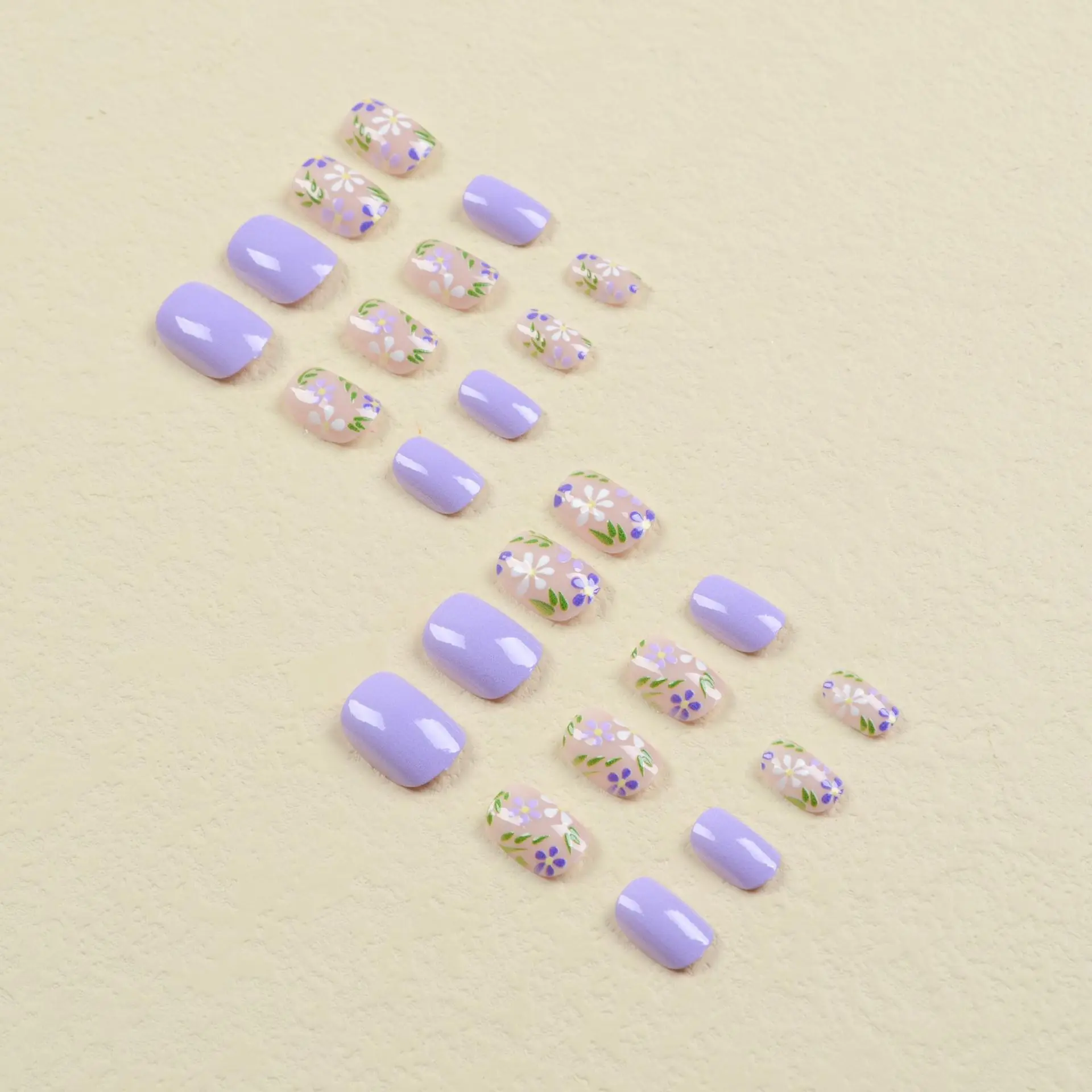 24Pcs Short Fake Nails Purple Round Head Design Artificial False Nails with Glue Press on Nails DIY Nail Art Manicure Tools