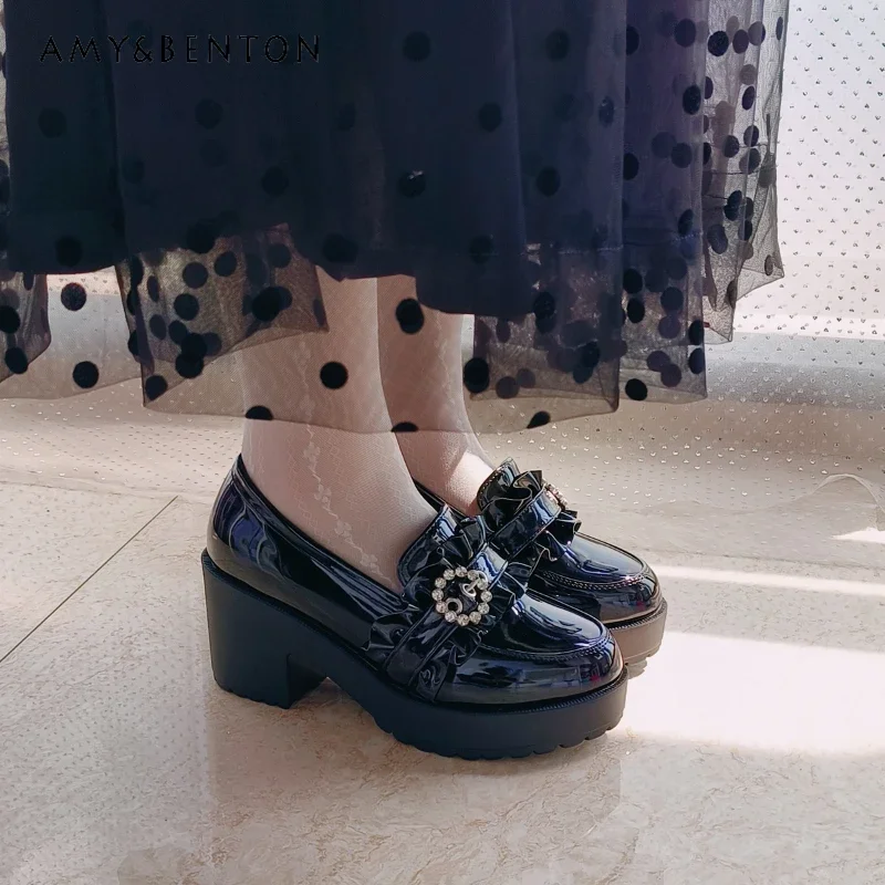 

Japanese Sweet Patent Leather Patent Leather Rhinestone Lace Thick Soled Muffin Bottom Waterproof Table Thick Heel Shoes Girl