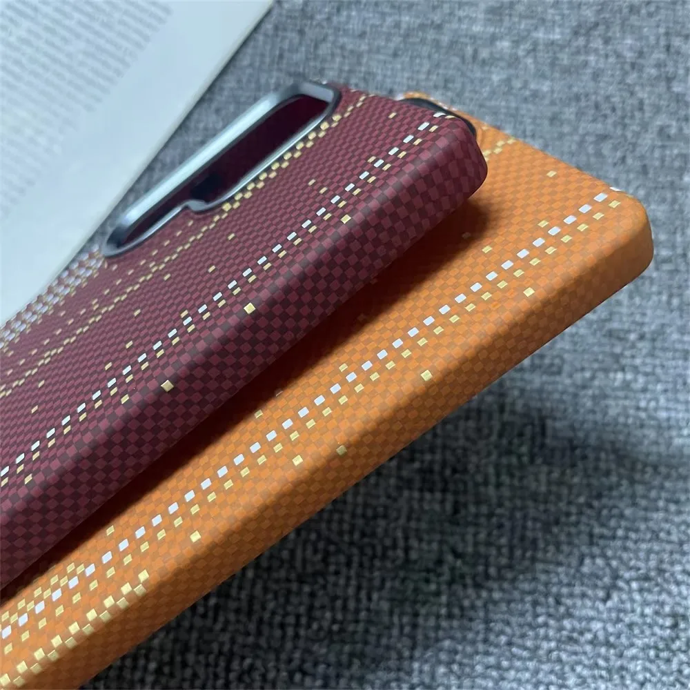 حافظة ليلية متوهجة من ألياف الكربون المغناطيسية لهاتف سامسونج جالاكسي S25 Ultra S24 Ultra لهاتف Magsafe غطاء صلب لشحن الكمبيوتر اللاسلكي #5