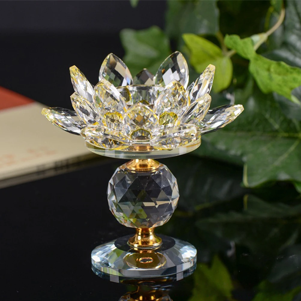 

Crystal Lotus Shaped Candleholder Decorative Festival Stand Wedding Dining Table Romantic Holder Indoor Use