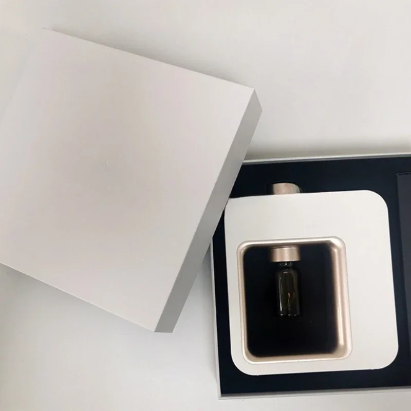 آلة الروائح الناشر الانحلال للزيت العطري النقي أداة العطر البارد آلة العطر الأوتوماتيكية