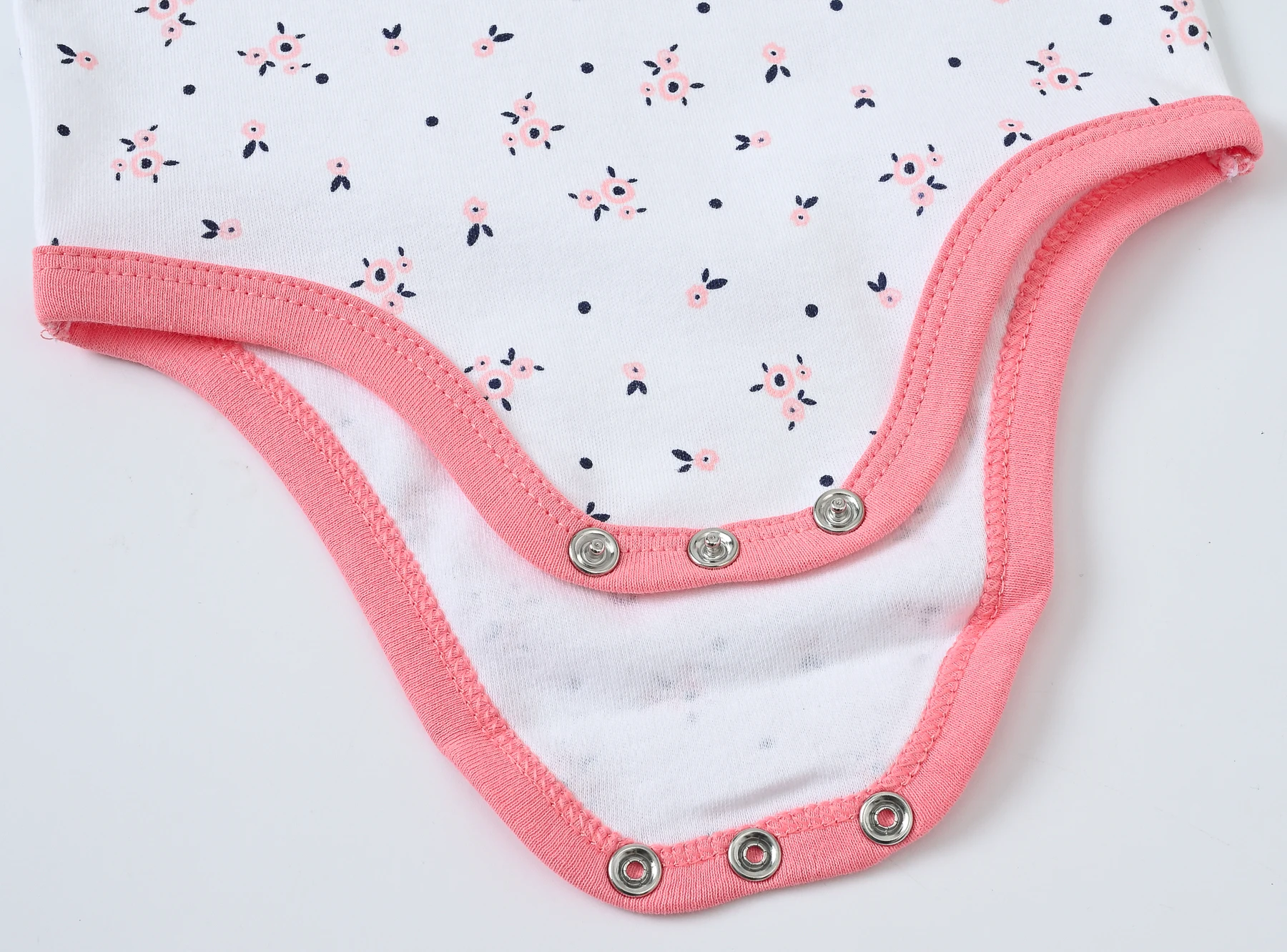 Baby-Mädchen-Body mit langen Ärmeln aus Baumwolle, 3-teiliges Set mit Hirsch-, Blumen- und Karomuster, Baby-Strampler, Einteiler, Frühlings- und Herbstkleidung, Jumpsuit, Sonnenanzug – Detail 15
