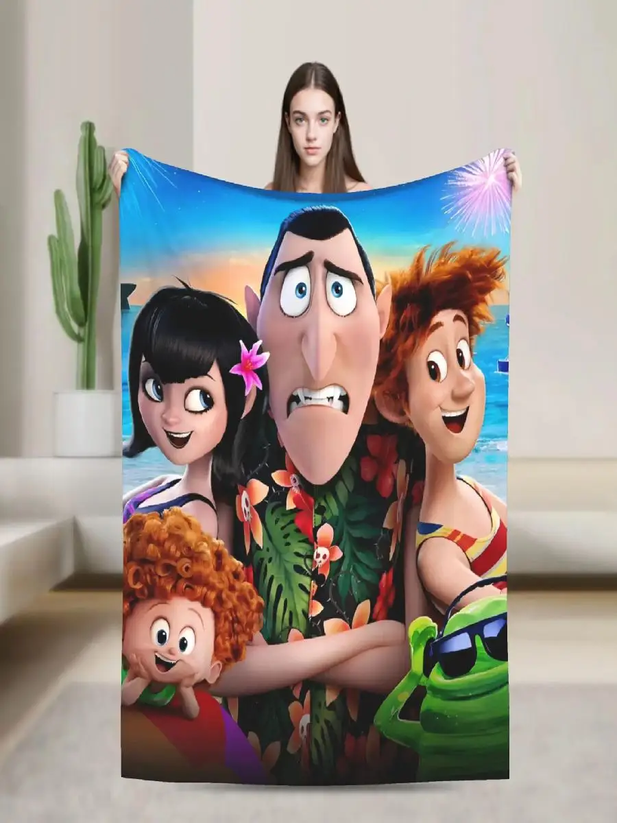 بطانية رمي قطيفة من فندق ترانسيلفانيا مع شخصيات فيلم مفرش سرير ناعم ودافئ للأطفال مثالي للاستخدام الخارجي وغطاء السرير #2