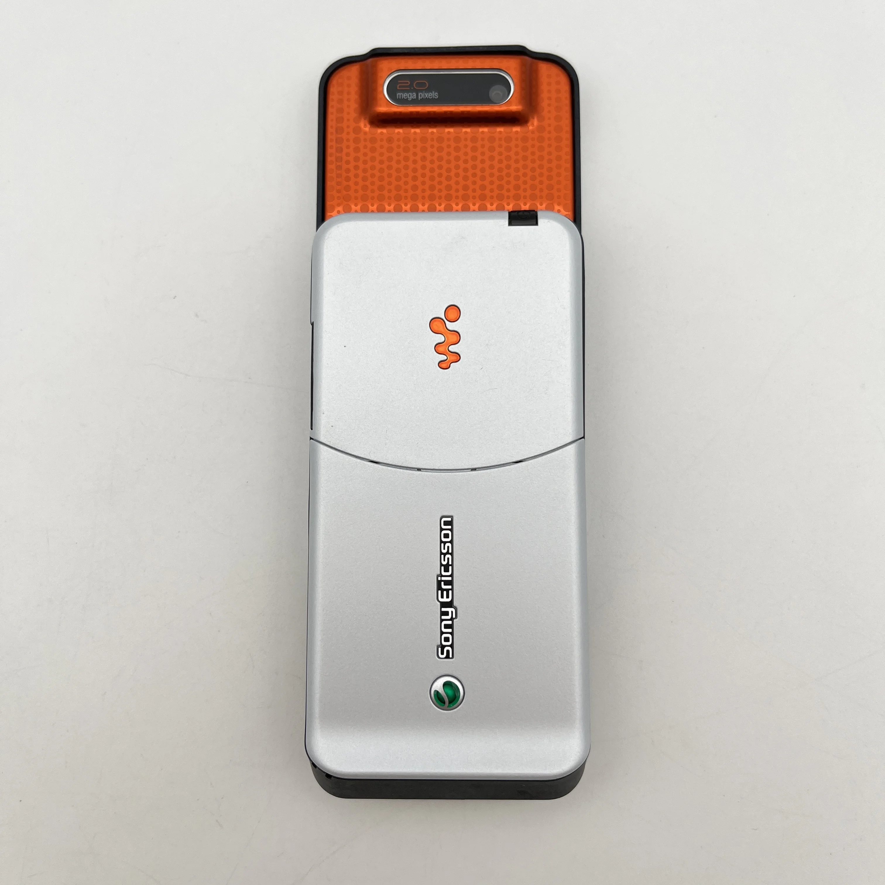 Sony Ericsson W580 Remodelado-Original 2.0 polegadas 2 MP Celular Frete Grátis Alta Qualidade