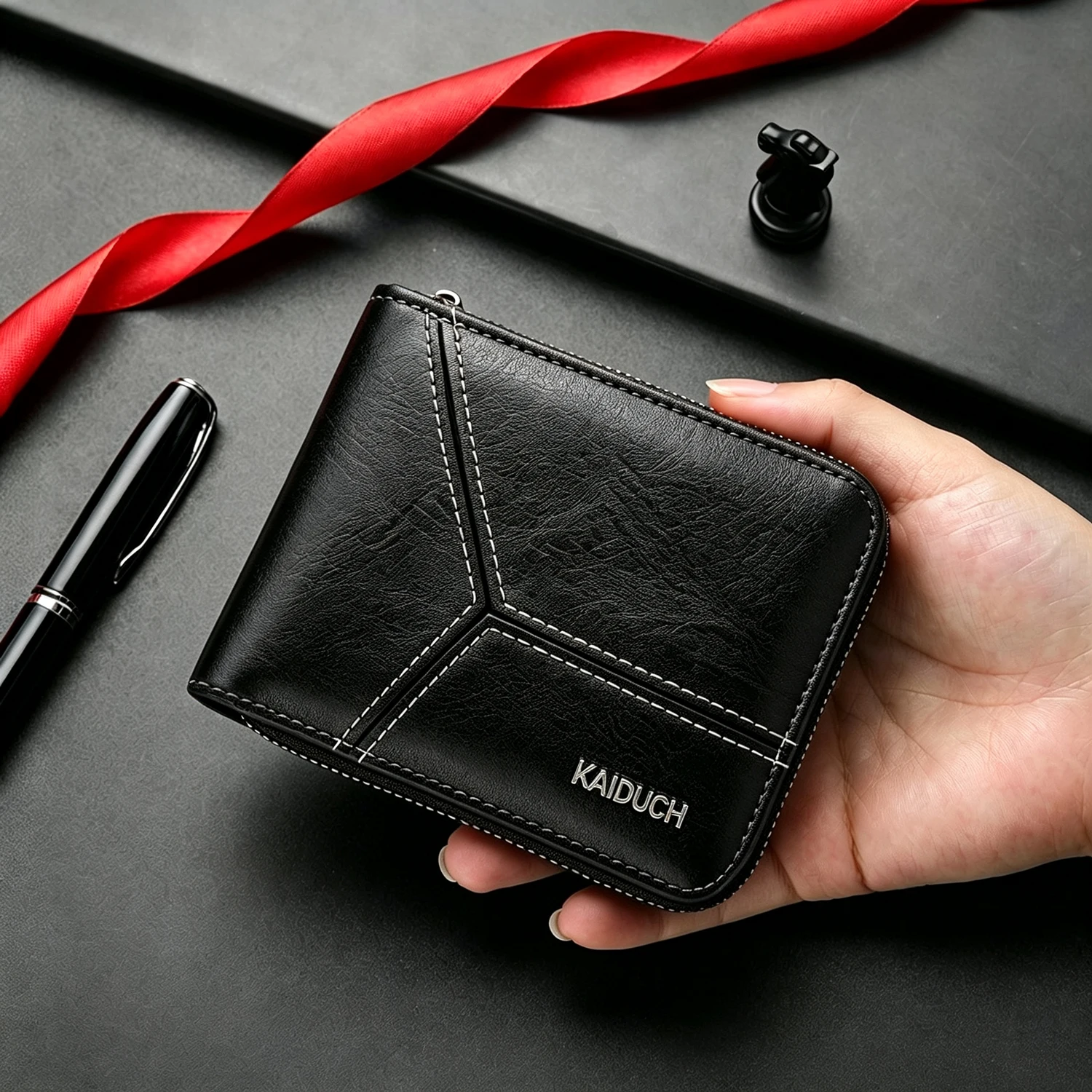 Interior Design Id - Men PU Leather Zipper Bifold Short
