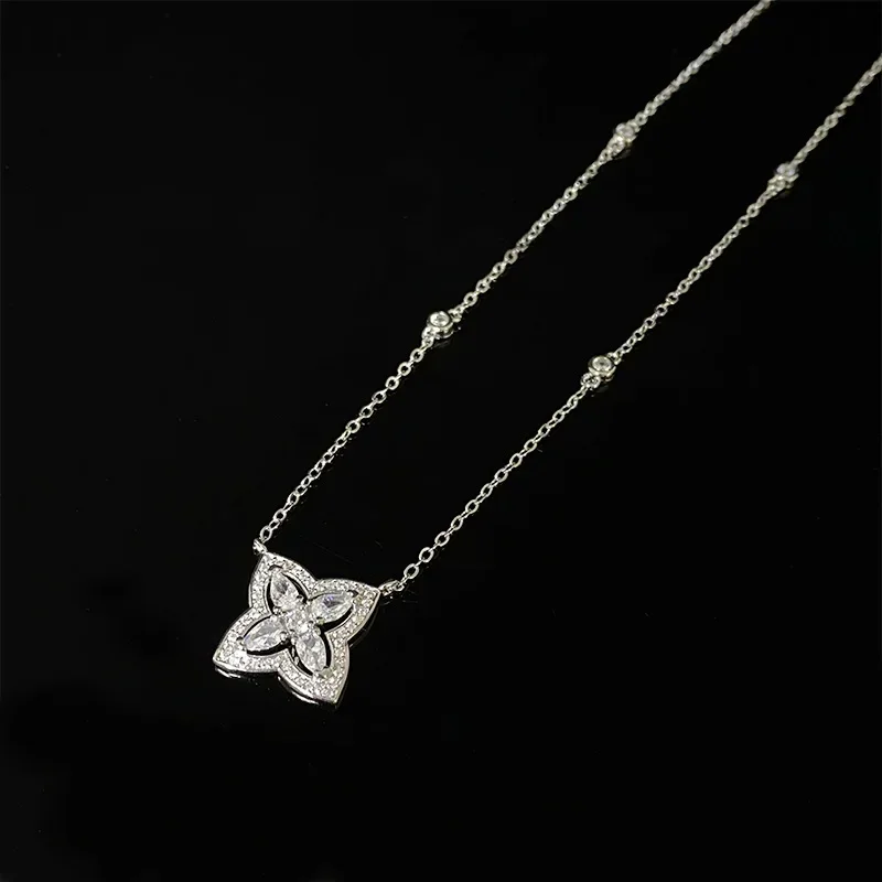 

MDLHandsome1Tanji necklaces for men and women couples Gold-plated micro-set sparkling zirconia fine daily pendant