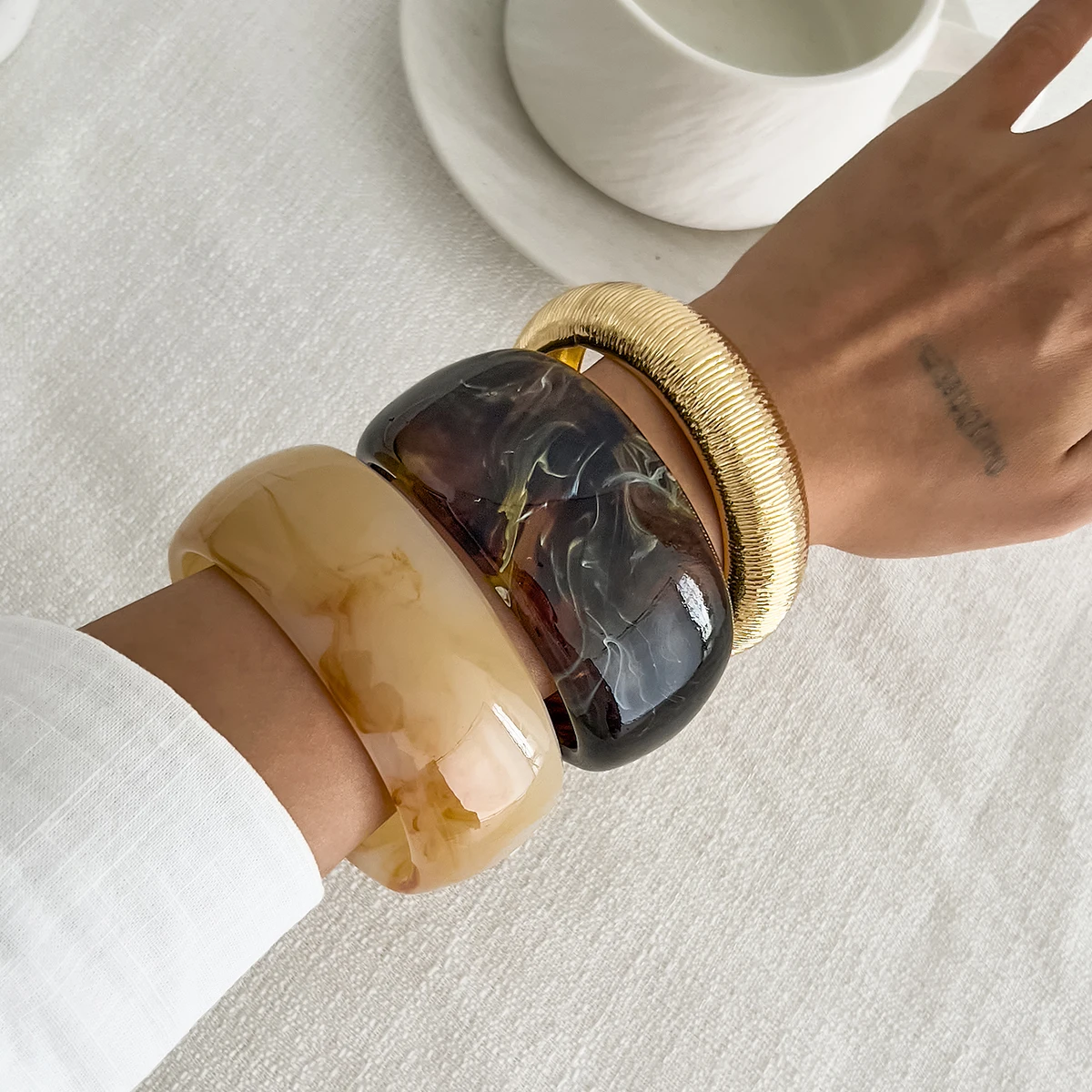 IngeSight.Z 3 Style Vintage Geometry Resin Acrylic Thick Wide Bracelets for Women Punk Geometry Round Bangles Steampunk Jewelry