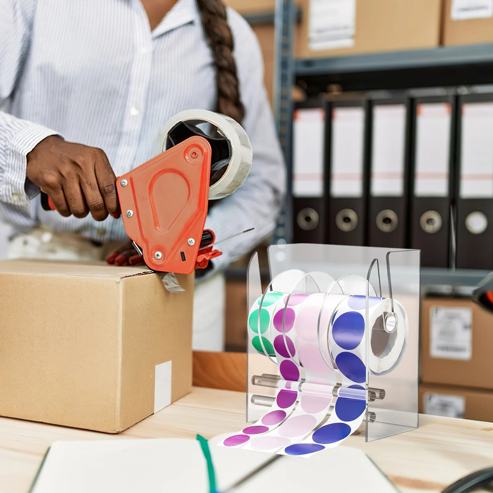 

Adjustable Label Dispenser Sticker Roll Organizer Clear Acrylic Portable Lightweight Precision Labeling Tool Sticker Roll Holder