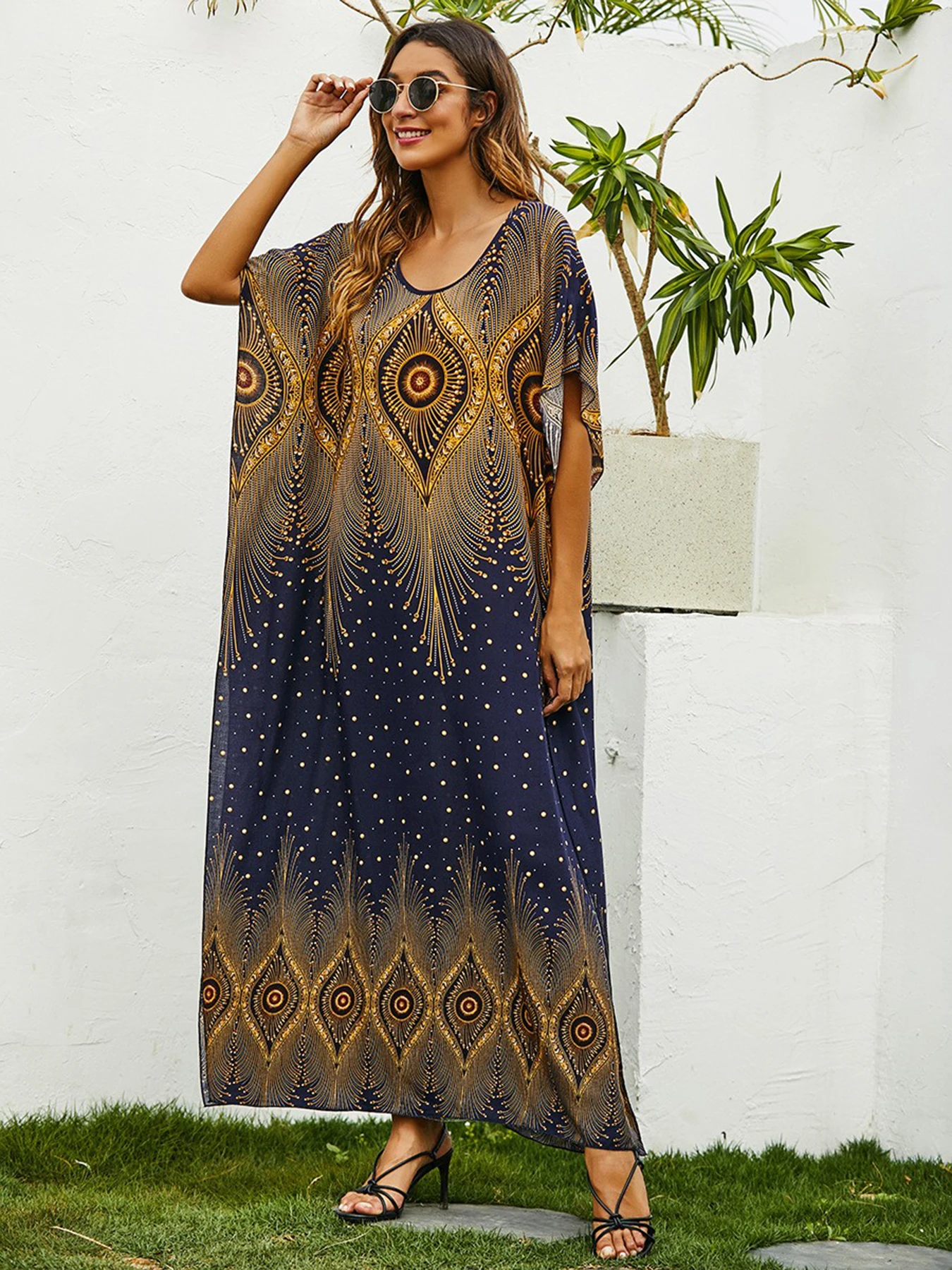 Primavera ed estate Elegante nuovo stile Medio Oriente Abito ampio taglie forti Abito europeo e americano con maniche a pipistrello stampato in stile vacanza al mare pendolarismo