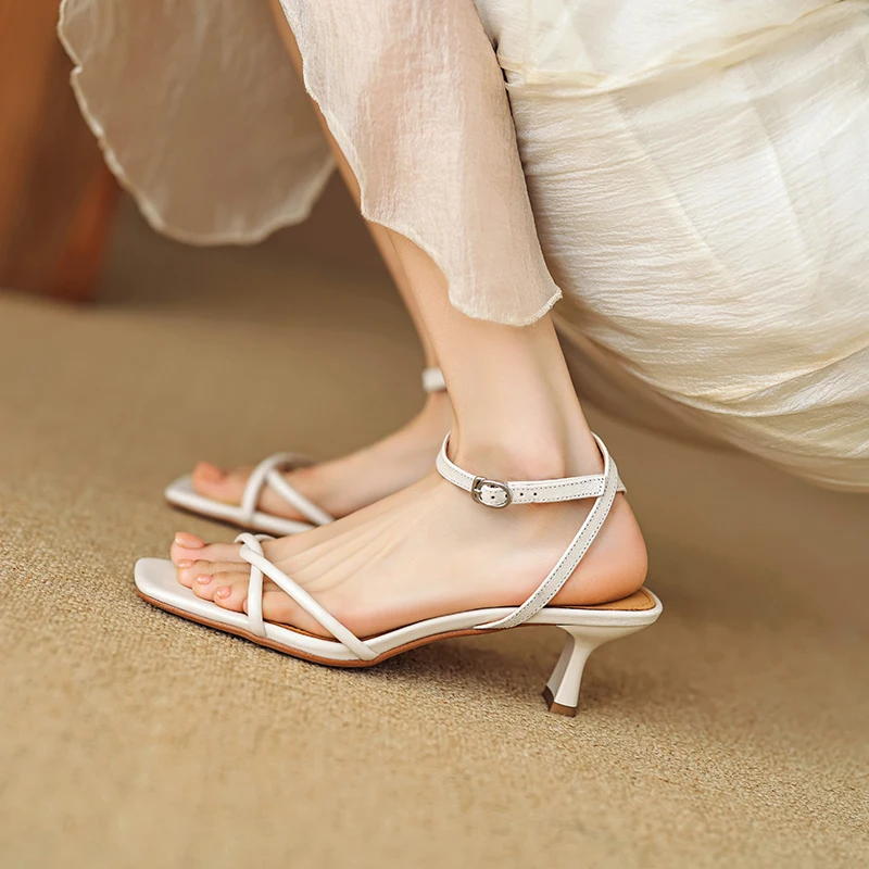 Petite Feet Women Ankle Strap Sandals Fashion Metal Decoration Chunky Heels Sheepskin Square Toe Party Shoes SmallHut-5090