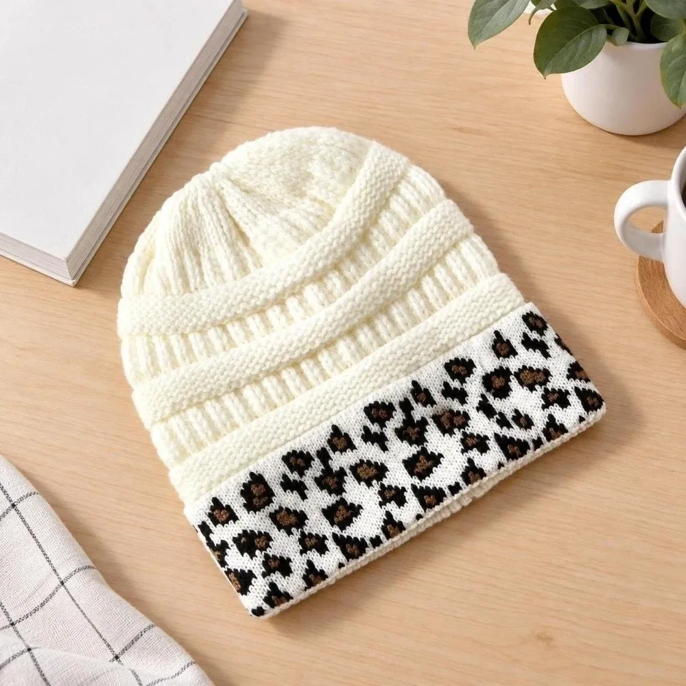 Wintermütze, verdickte Leopardenmütze, elastische Patchwork-Strickmütze, Y2K, weiche, warme Kopfbedeckung, zum Skifahren – Detail 9