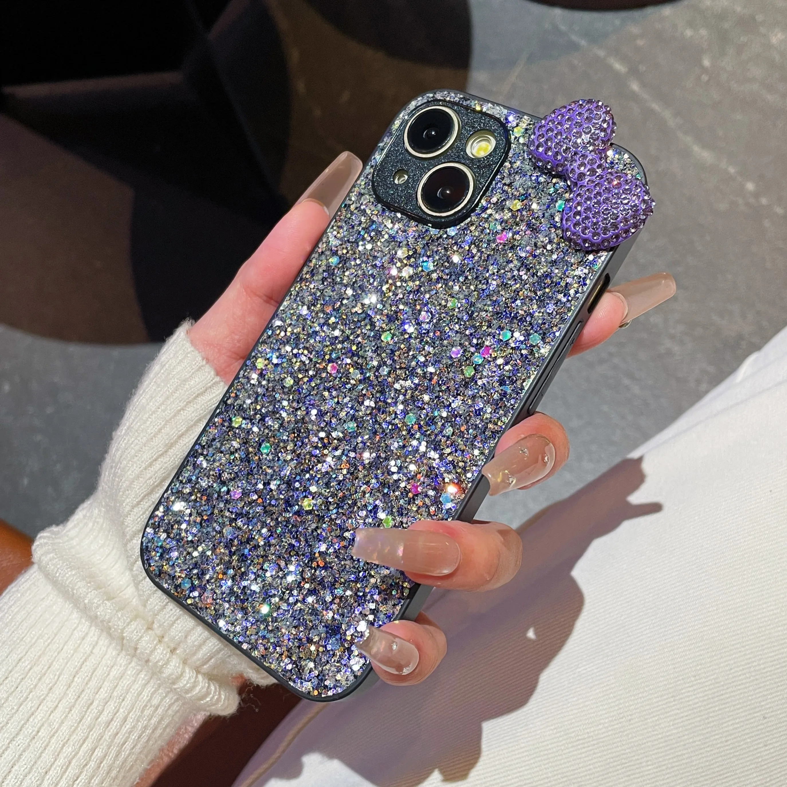Błyszczące etui na telefon Vog – Phone Cases Vogue recenzja i cena