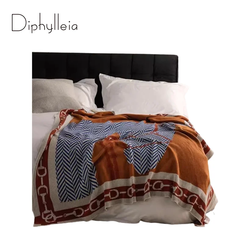 Diphylleia H Style Horseshoe Chains Jacquard Blanket Shawl Luxury Wool Blended Knitting Soft Throws Rugs Bed Scarf 130x160cm