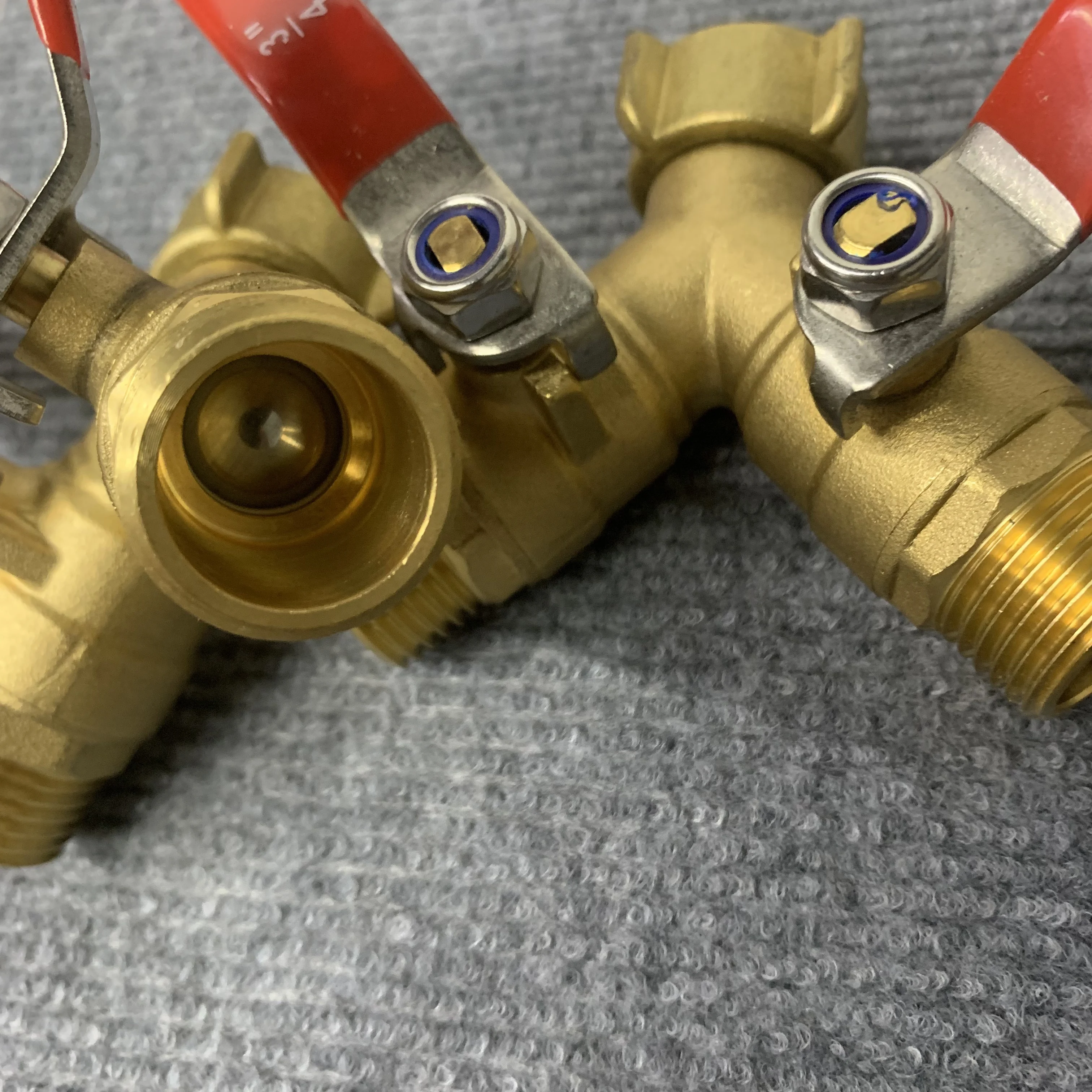 3/4 inch Brass Copper Tap Water Faucet Indoor and Outdoor 2 Ways Faucet Antifreeze Courtyard Garden Double Water Flower Faucet