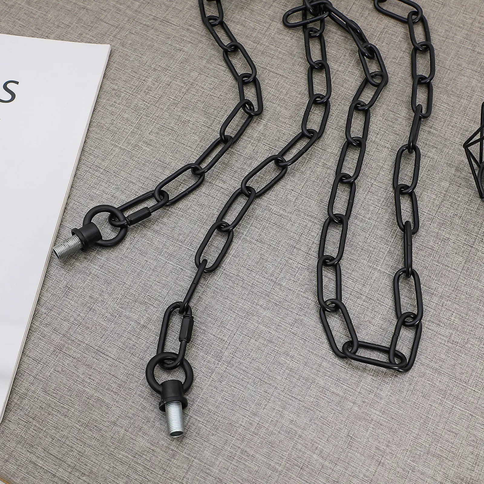 

1Set Industrial Strength Metal Hanging Chain with Dual Carabiners for Flowerpots Light Fixtures Hanging Baskets Outdoor Heavy