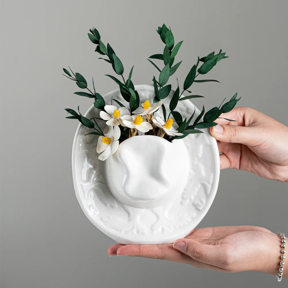 Creative Cowboy Hat Shaped Vase Nordic Home Decor Items Ceramics Vase Living Room Table Decoration and Accessories Flower Bottle