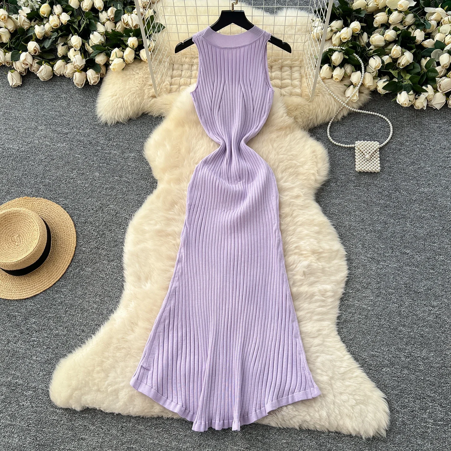 Neues ärmelloses Strick-Unregelmäßiges langes Kleid mit O-Ausschnitt, solides gestreiftes Design, 2025, Sommermode, Grundlagen, Damen, schlankes Sommerkleid