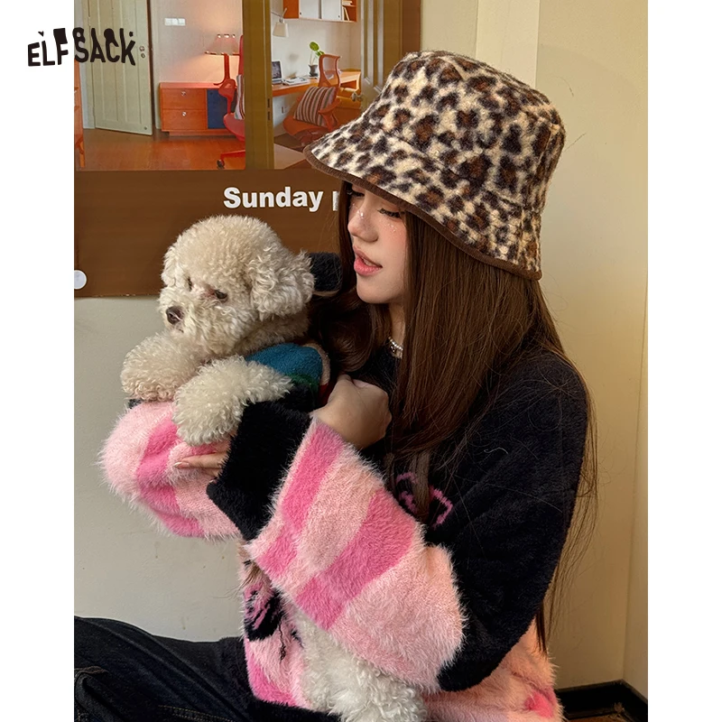 ELFSACK Minimalistische casual omkeerbare luipaardpluche emmerhoed voor dames