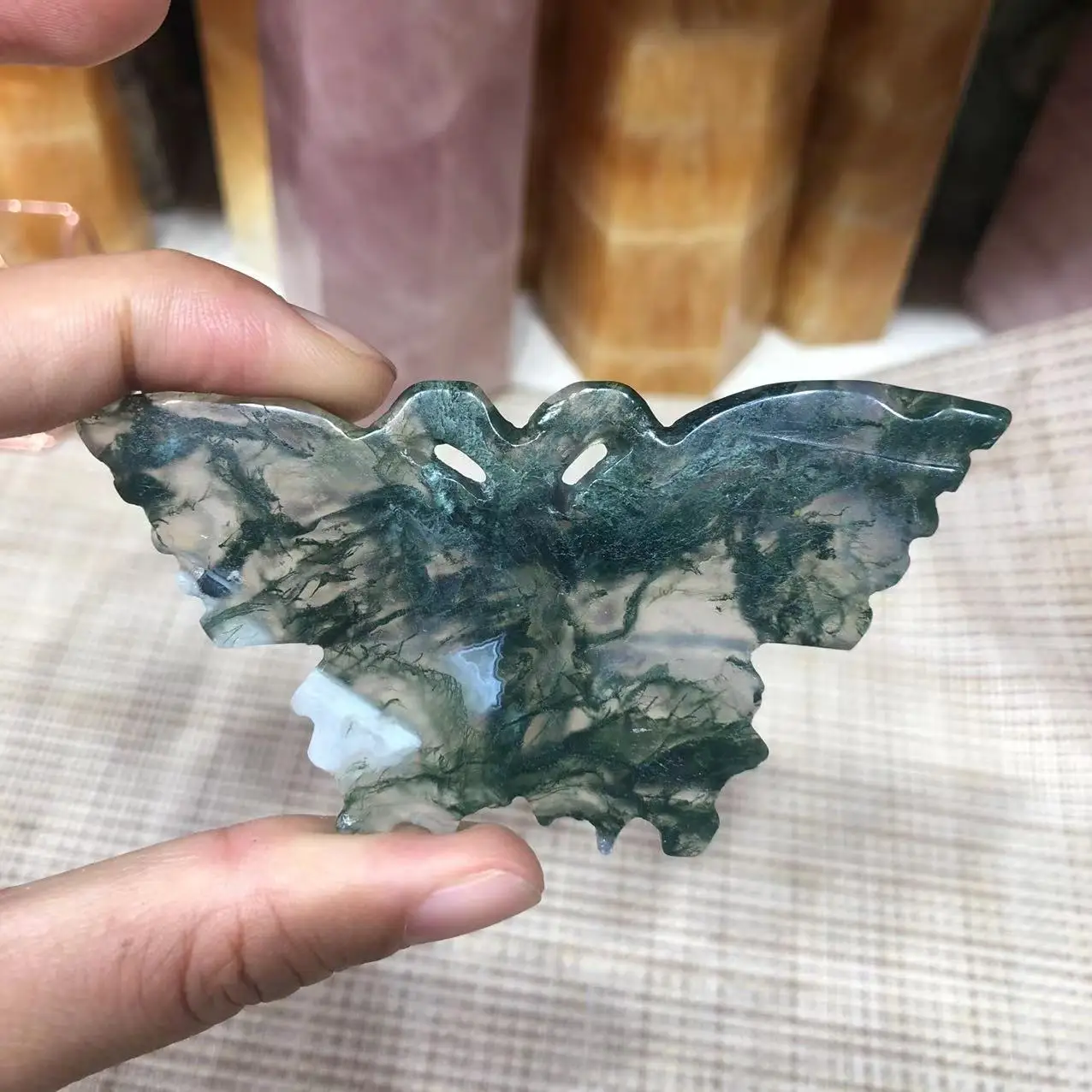 Natural Stones Quartz Craved Animals Moss Agate Butterfly Healing Crystal Gemstones Reiki Decoration