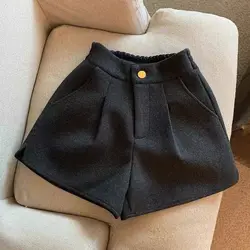 Pantalones cortos de lana gruesa para mujer, Shorts coreanos holgados de cintura alta y pierna ancha, prendas de vestir exteriores informales, botas, otoño e invierno, 2024