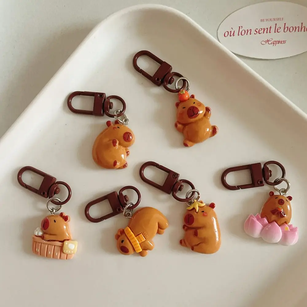 Kawaii Animal Capybara Keychain Resin Bath Capibara Bag Hanging Funny Keyring Kapibara Pendant Car Key Pendant