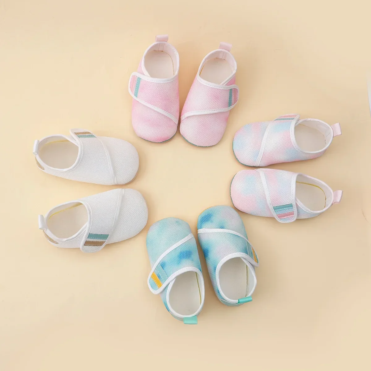 2025 طفل حذاء طفل صغير الربيع والخريف حذاء طفل الجوارب الأحذية الطابق الأحذية المضادة للانزلاق لينة وحيد الطفل داخلي حذاء طفل