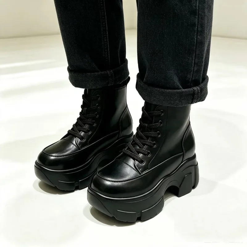 Platform Heightened Booties Women's Autumn and Winter New Fashion Lace-up Small Leather Shoes