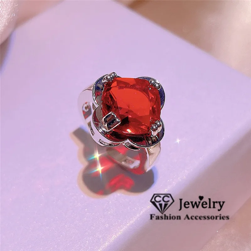 CC Women Rings Bright Red Stone Party Jewelry Luxury White Gold Plated Fashoin Accessories CC3281