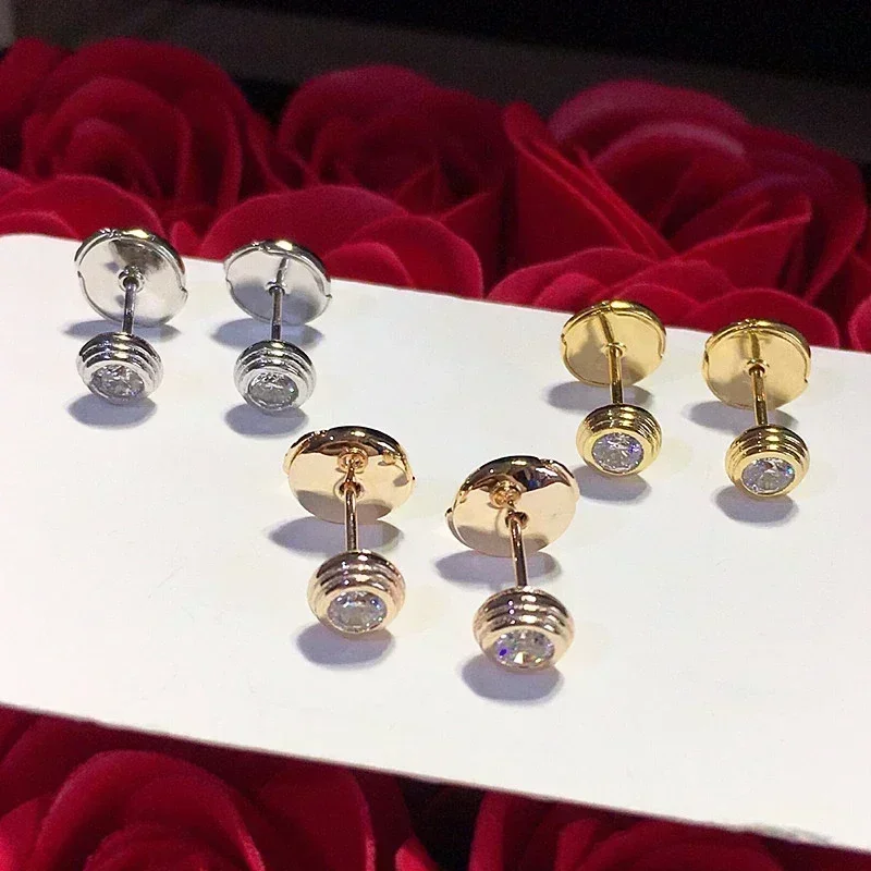 

2025 New Arrival: Hot Selling 925 Sterling Silver Diamond Earrings - Simple Luxury, Perfect for Ladies' Party Gifts