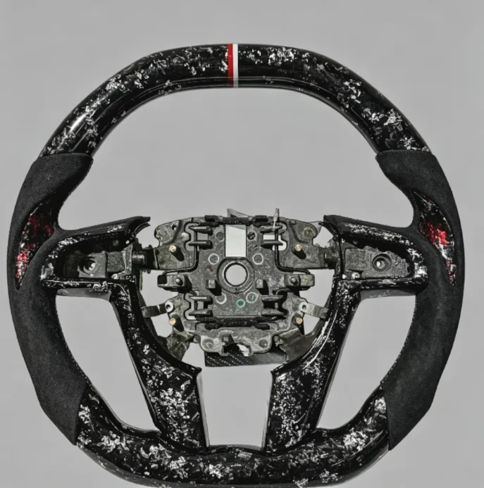

Factory Hot Selling Custom Forged Silver Red Carbon Fiber Sports Steering Wheel Suitable for Pontiac Holden G8 VF VE