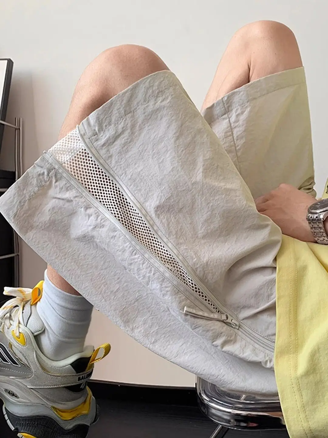 

Side Zipper Mesh Quick-drying Shorts Men's Summer Thin Loose Outer Wear Medium Pants American Sports Five-point Pants