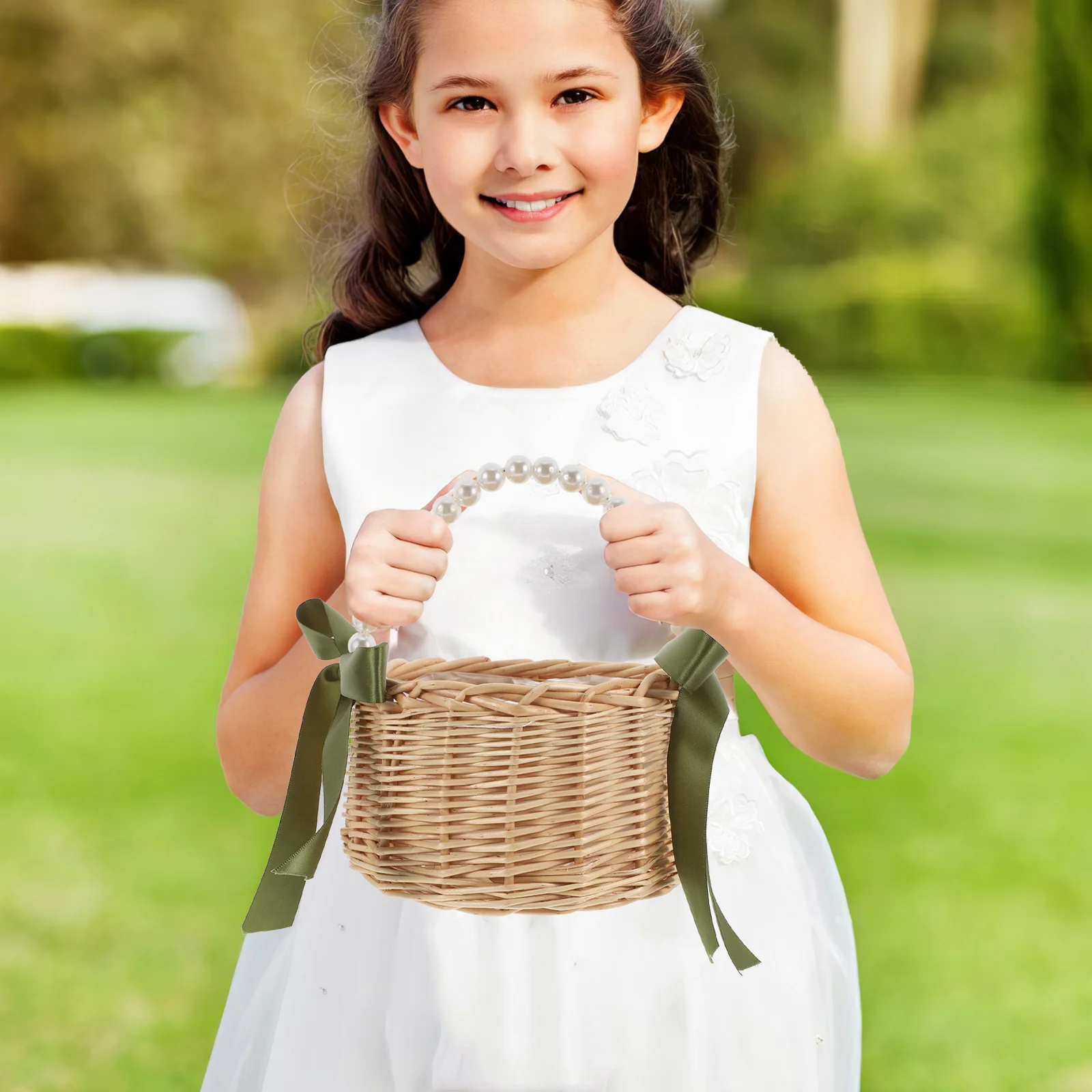 

Pearl Hand Woven Rattan Flower Basket Small White Wicker Basket Handle Flower Wedding Favor Garden Event Decor