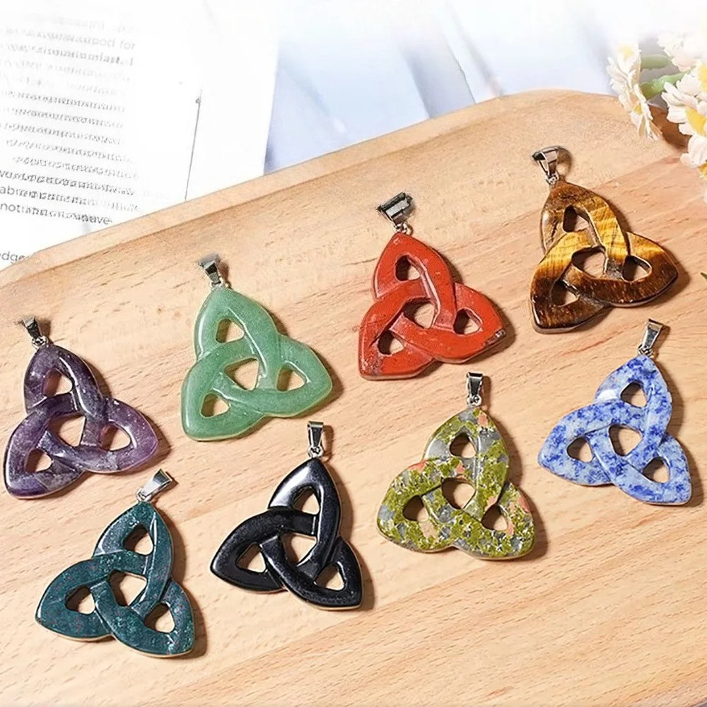 Natural Stone Irish Celtic Knot Lucky Hanging Ornament Healing Crystals Hollowed Gemstone Triangular Amethyst Home Decor