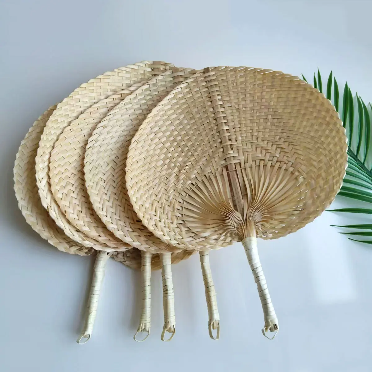 10Pcs Pure Handmade DIY Heart Shaped Bamboo Woven Fan Summer Cooling Fan Chinese Style Hand Fan Hand Fans Wedding Items