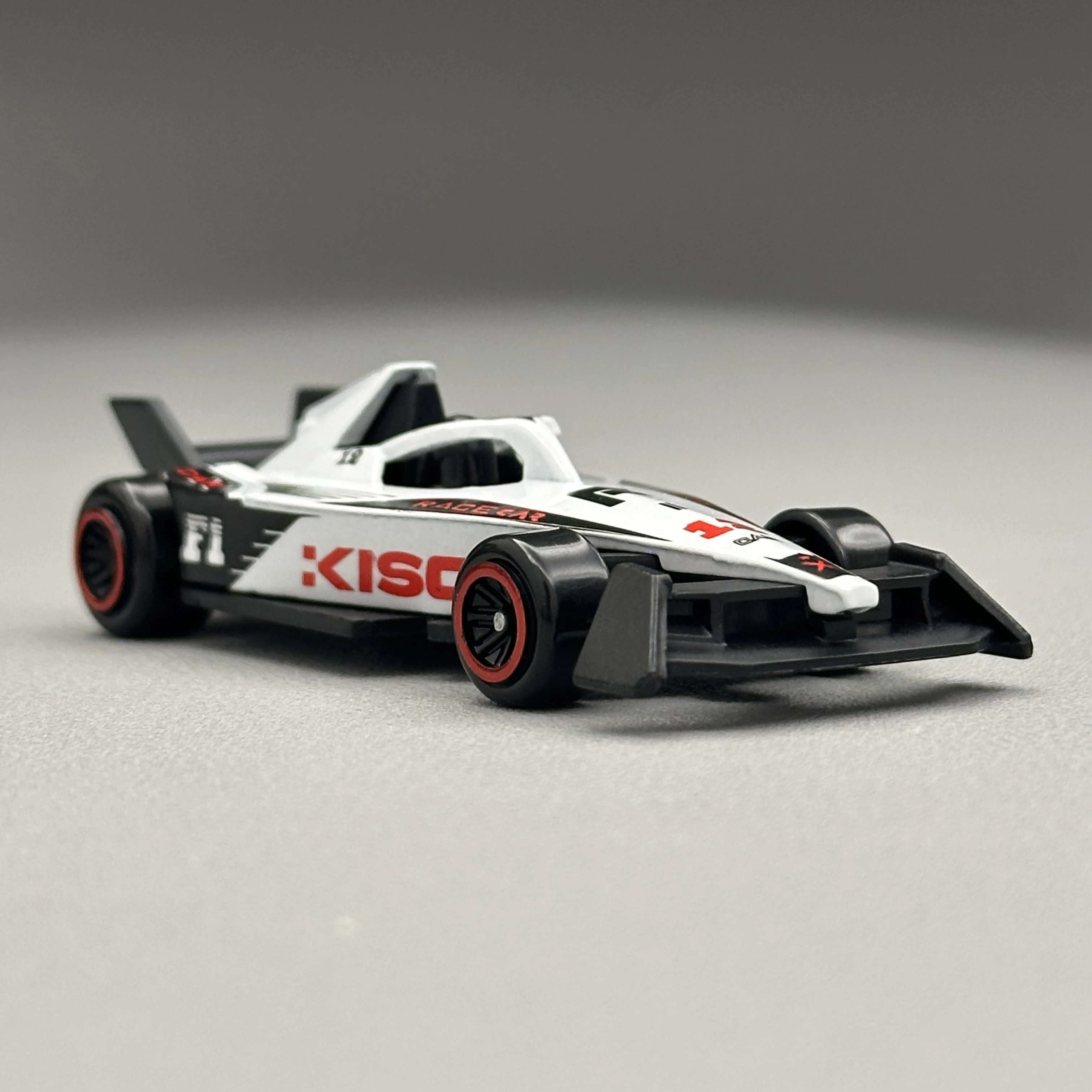 1/64 Diecast Alloy Racing Car Open Wheel Formula Style Single Seater Miniature Collectible Model Display Toy for Motorsport Fans view 5