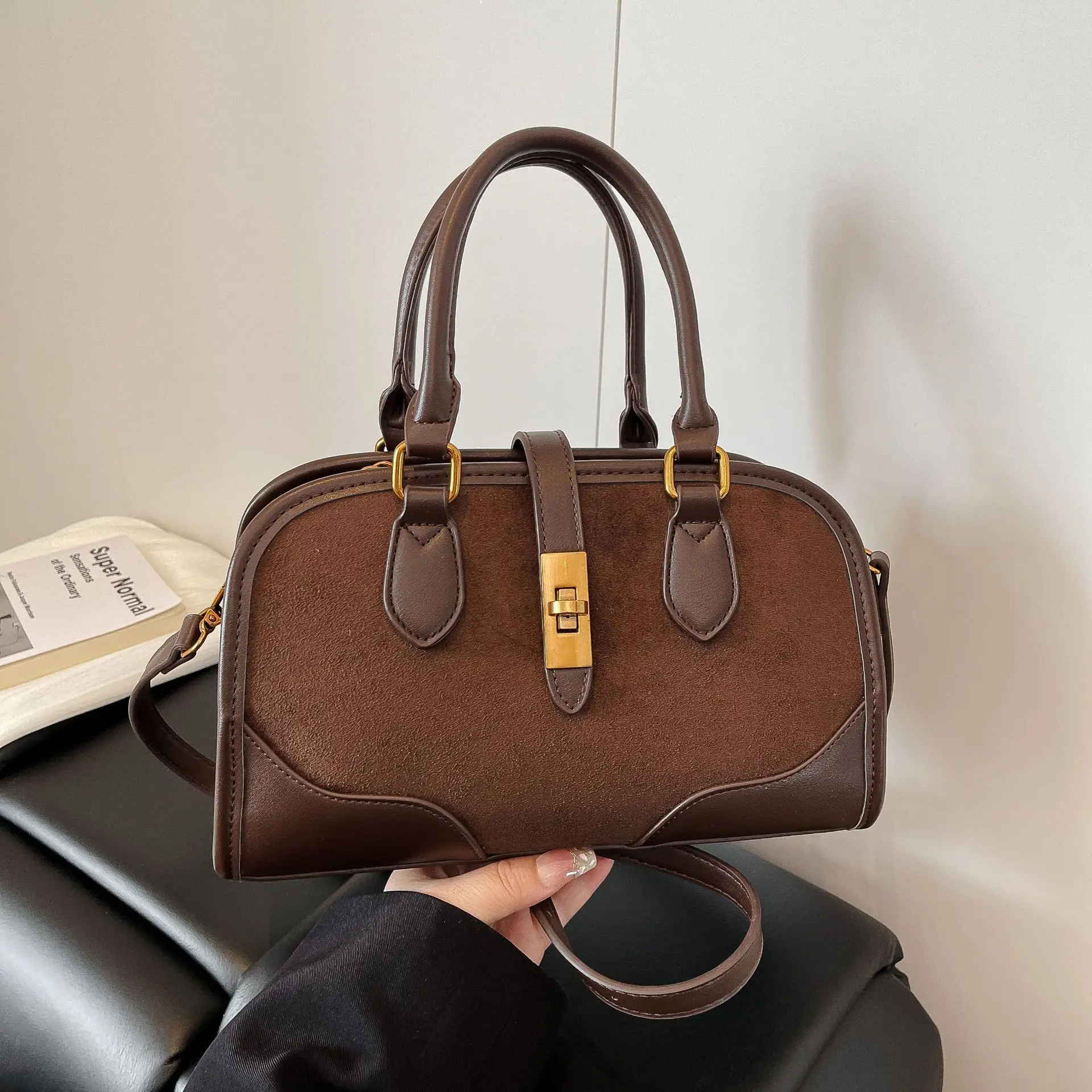 

2025 Luxury Lady's Leather Handbag Convertible Crossbody Shoulder Purse Office Commute Elegant Day Night Versatile Purse