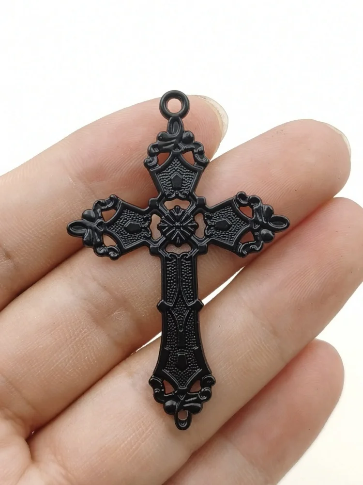 10PCS Retro Silver Vine Pattern Cross Men's Neckwear and Apparel Pendant