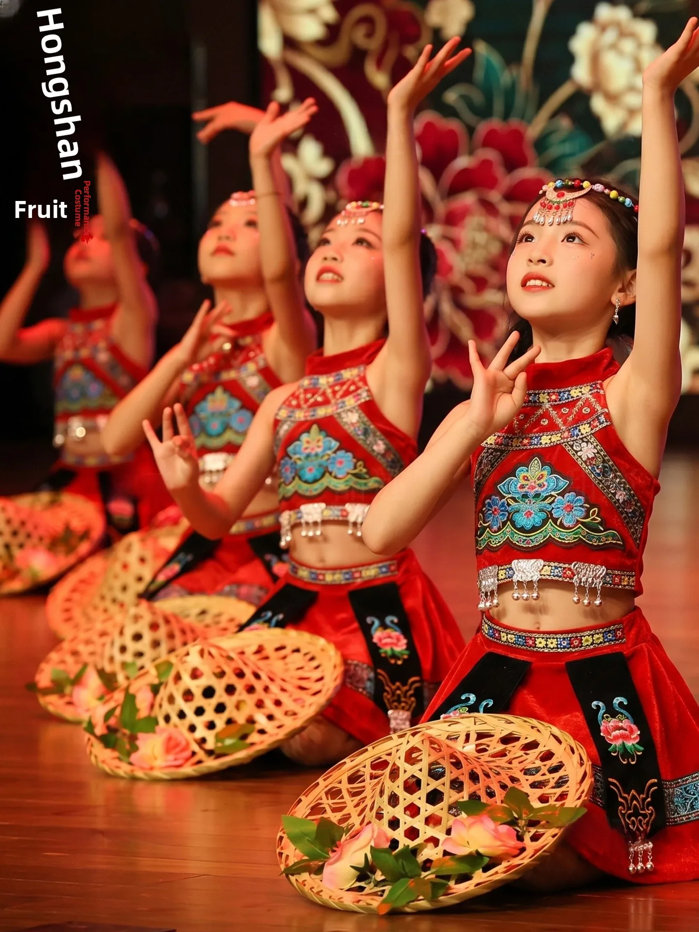 

Children's Miao Ethnic Dance Performance Costume Red Mountain Fruit Flower Hill Hani Girl Outfit Stage Performance Dress