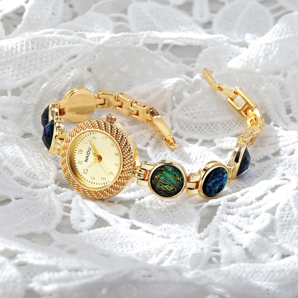 Simple, Versatile, Casual and Fashionable Women's Quartz Watch, Light Luxury and Casual